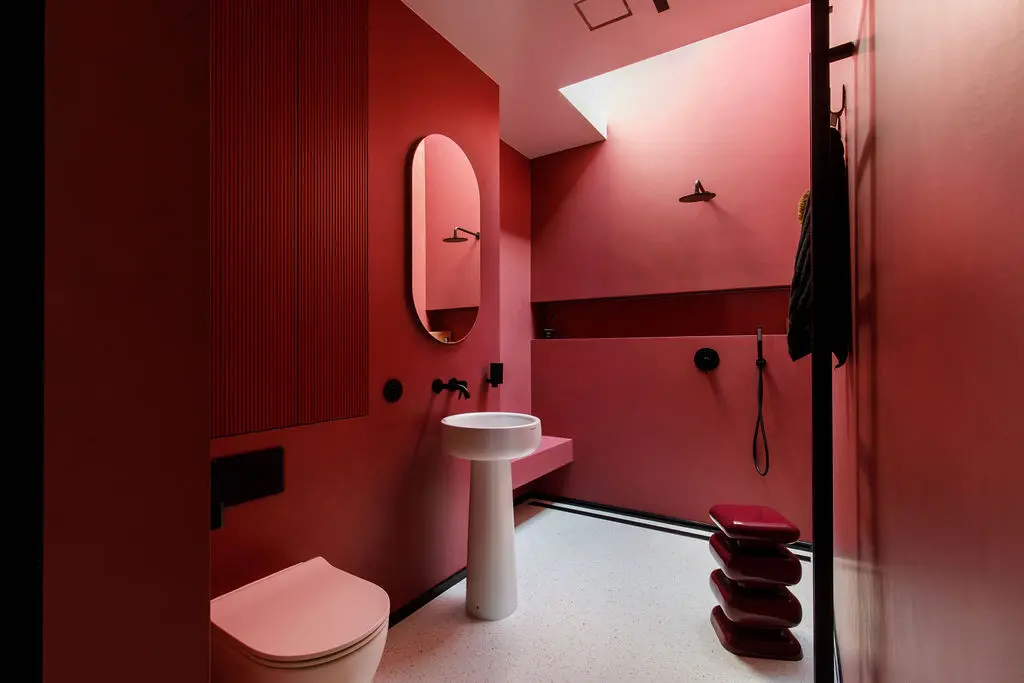 Mikrocement w łazience, realizacja Zamiast Drewna, Śląsk